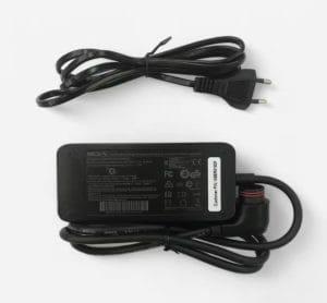 Chargeur Rockrider 36V 4 A pour batterie interne DK‑17
